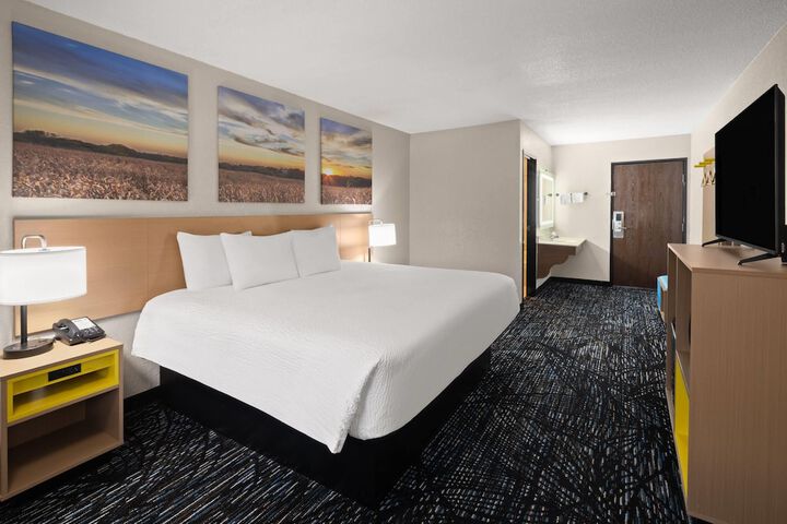 Days Inn by Wyndham Bad Axe