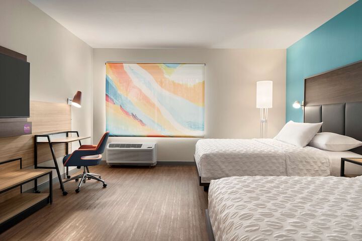 Room 12 of 30