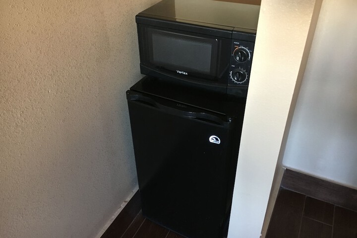 Room 4 of 19