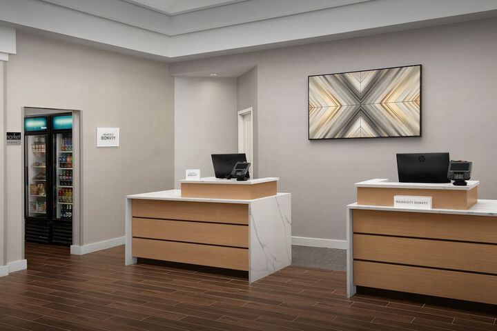 Hotel Interior 10 of 38