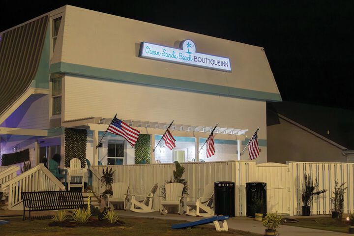 Ocean Sands Beach Boutique Inn - Stay at the Beach