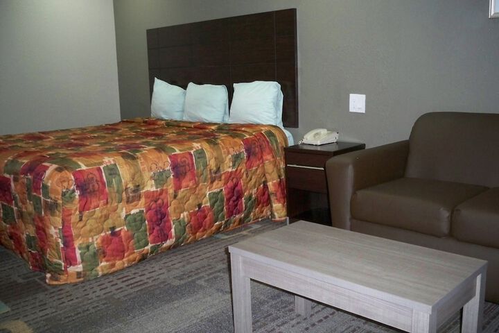 Room 41 of 65