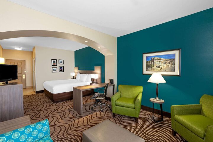 Room 21 of 31
