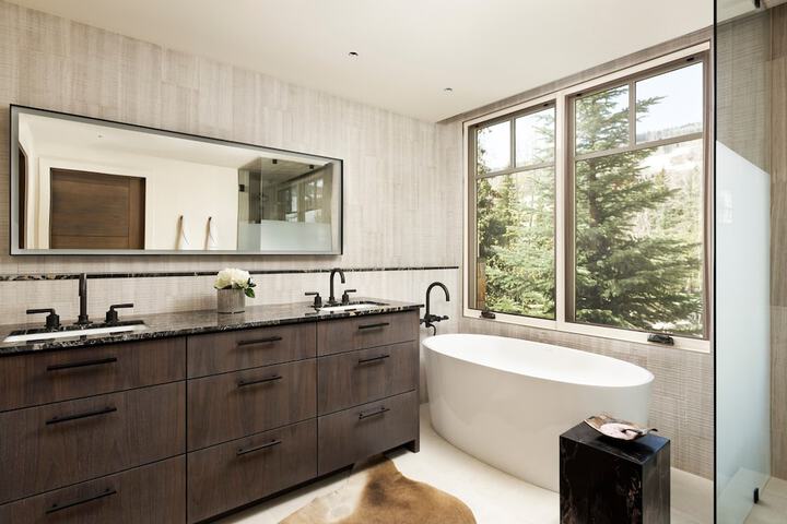 Four Seasons Resort and Residences Vail