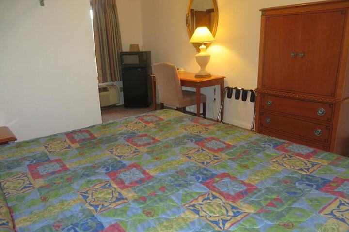 Best Budget Inn