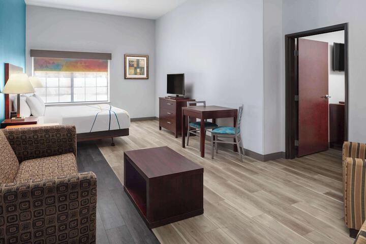 La Quinta Inn & Suites by Wyndham Woodward