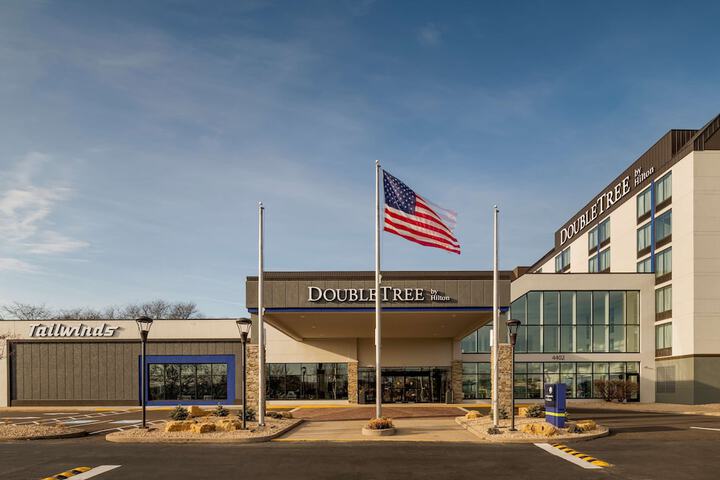 Hotel 5 of 80