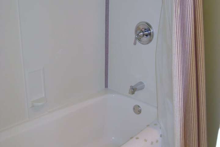 Room 15 of 25