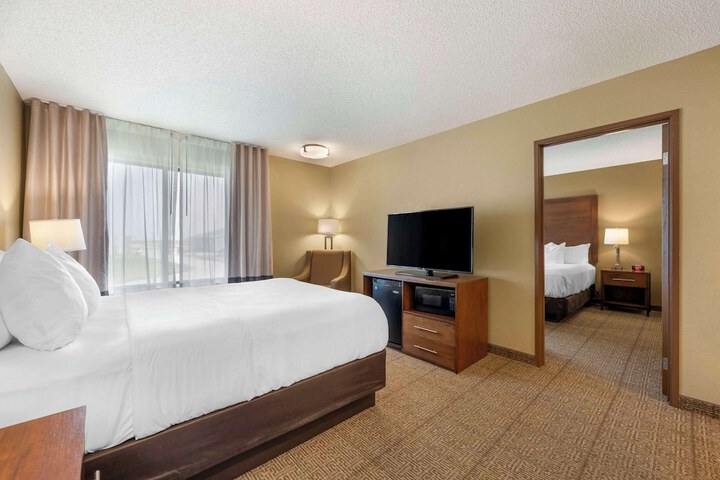 Room 19 of 42