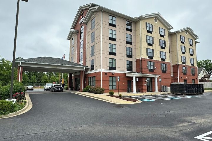 Comfort Inn & Suites Lexington Park near Pax River