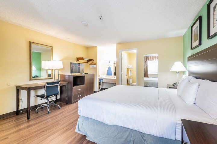 Room 34 of 42