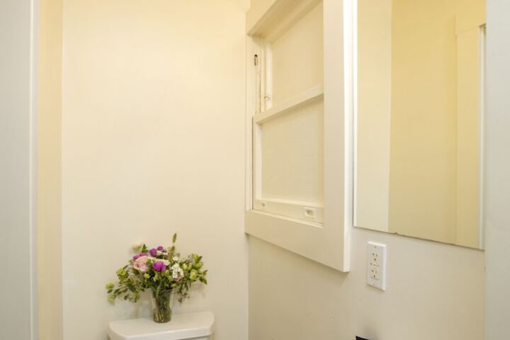 Room 36 of 120