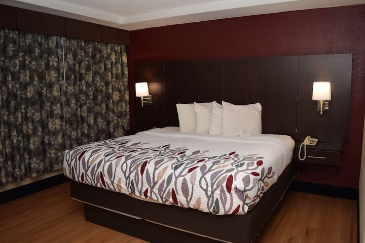 Red Roof Inn Batavia