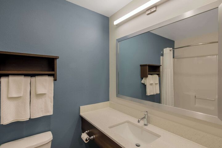 Room 26 of 29
