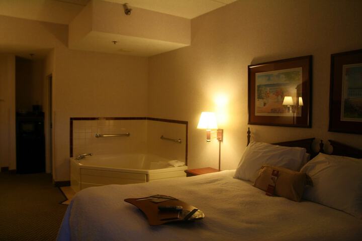 Room 33 of 49