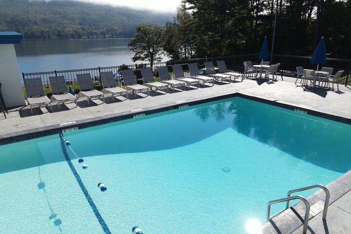 Lakefront Terrace Resort