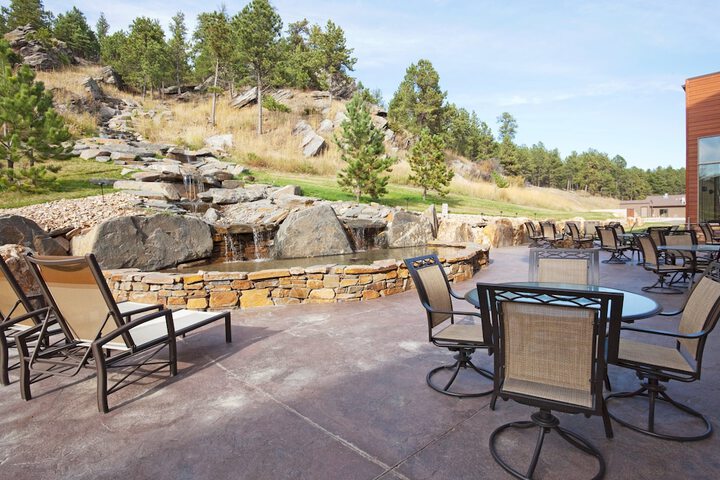 Holiday Inn Express Hotel & Suites Custer by IHG