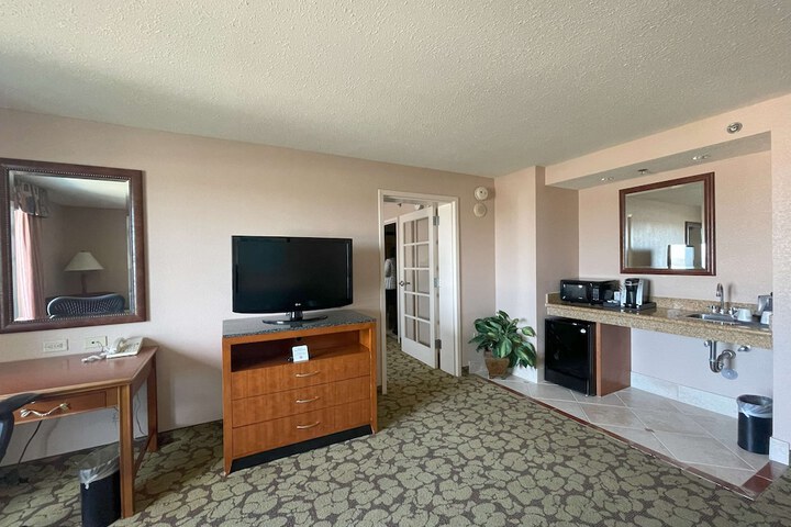 Room 13 of 54