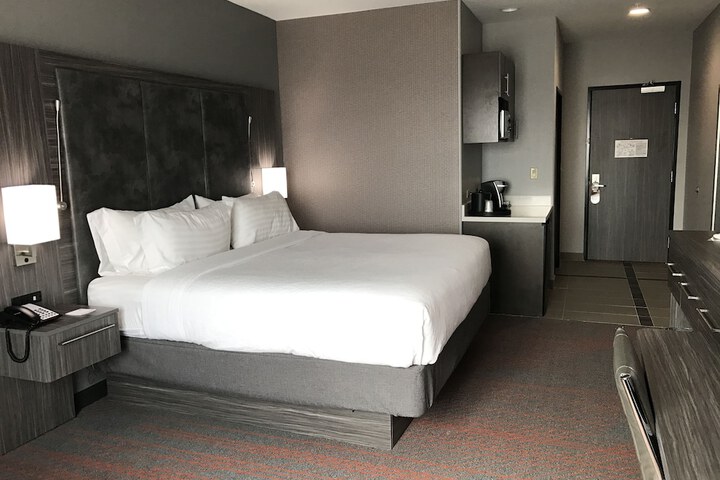 Holiday Inn Abilene - North College Area by IHG