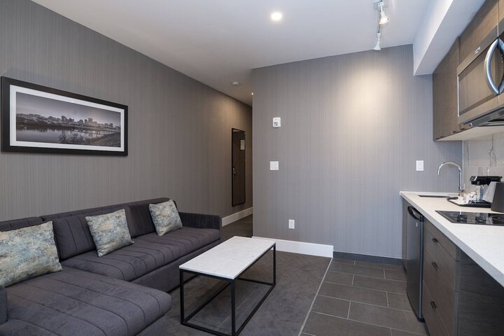 Sandman Signature Sherwood Park Hotel