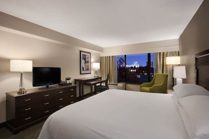 Room 30 of 54