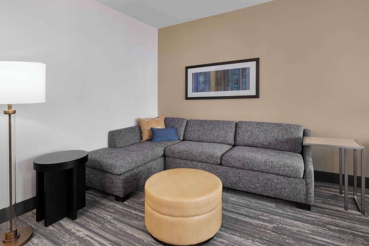 Room 8 of 54