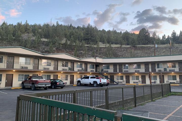 Hotel 4 of 41