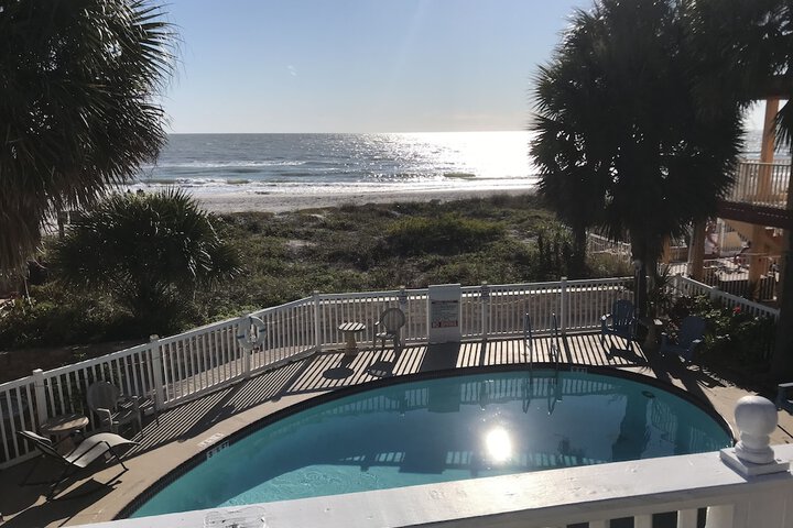 Schooner Hotel