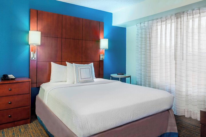 Room 15 of 23