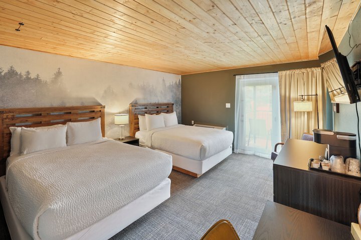 Tremont Lodge & Resort