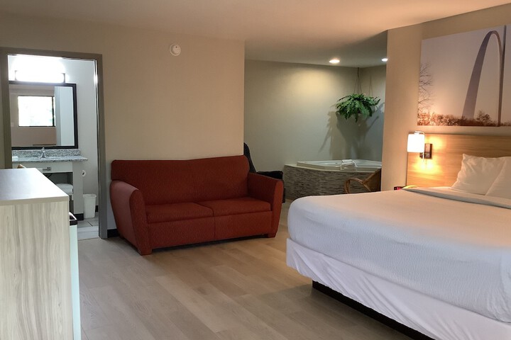 Room 11 of 34