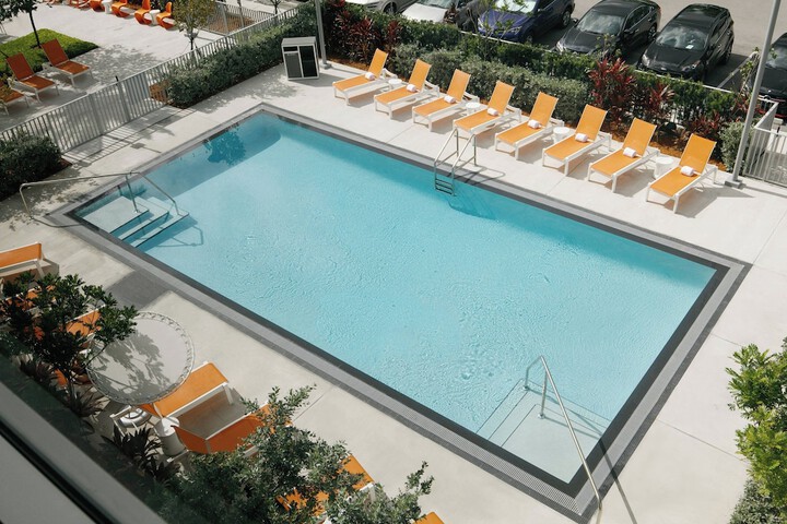 Pool 4 of 27