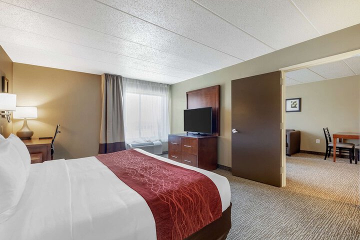 Comfort Inn & Suites Aberdeen near APG