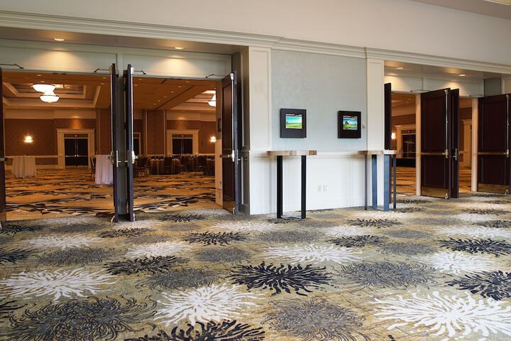 Ballroom/Hall 133 of 175