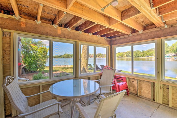 Lakefront Oasis w / Boat Dock Fire Pit, Grill