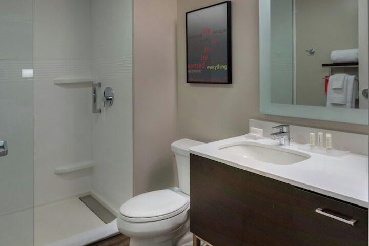TownePlace Suites by Marriott Milwaukee Oak Creek