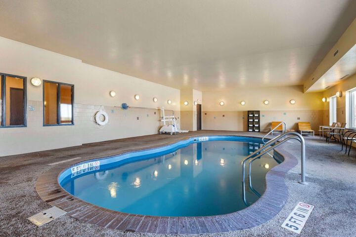 Pool 16 of 46