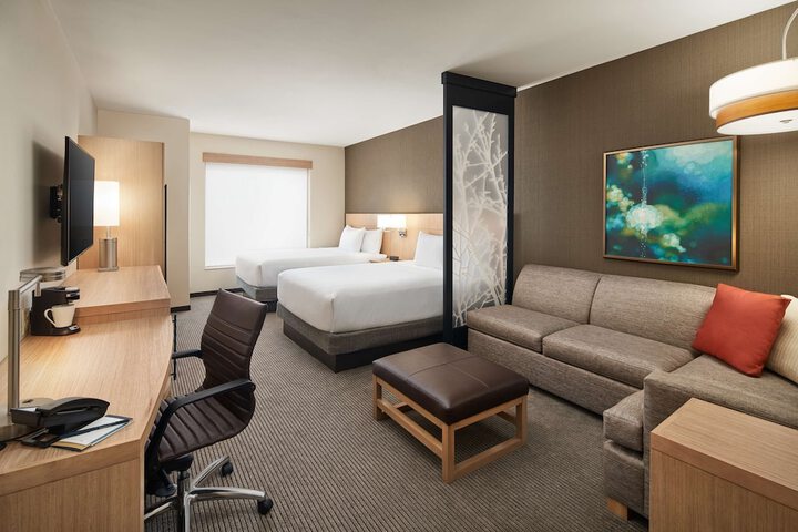Room 12 of 39