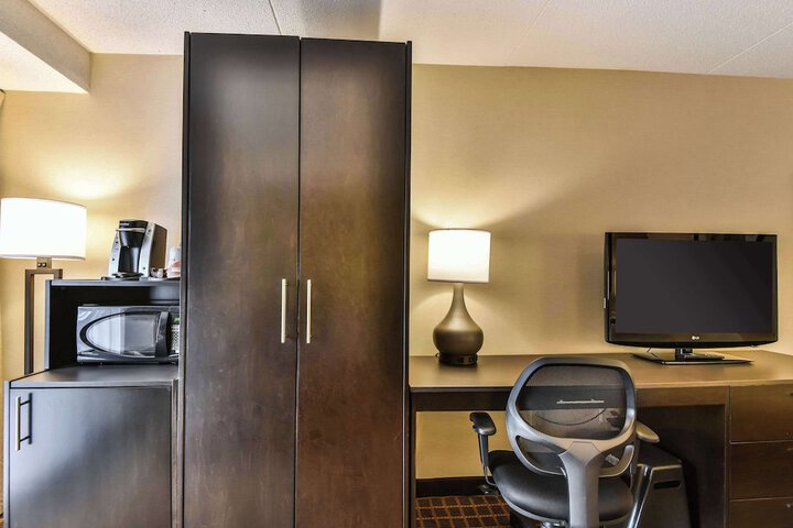 Room 20 of 29