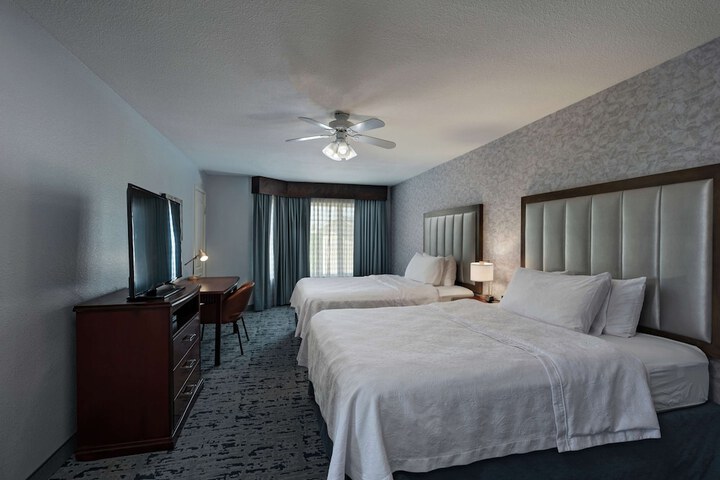Room 26 of 46