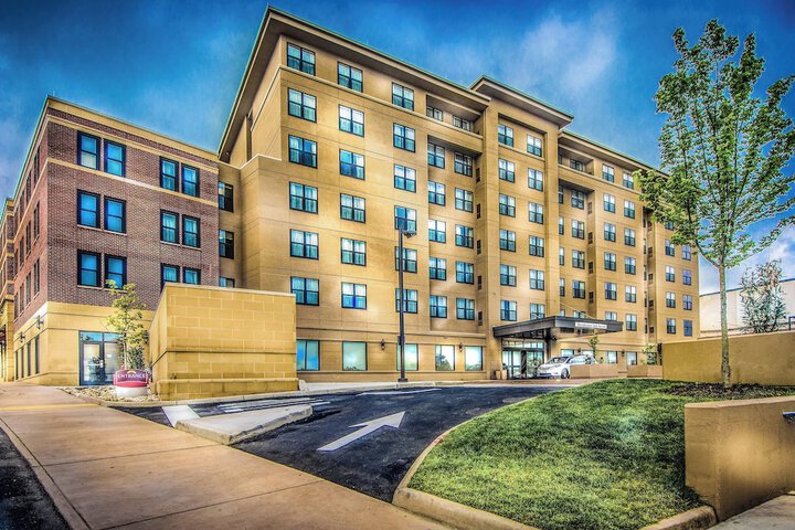 Hotel 5 of 49