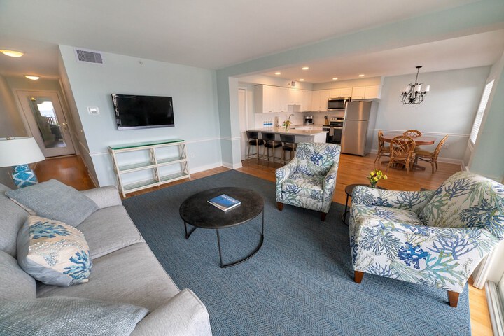 The Sandpiper Beach Club