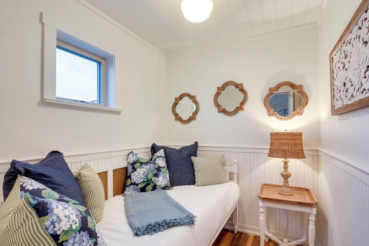 Scenic Bandon Vacation Rental w / Beach Access!