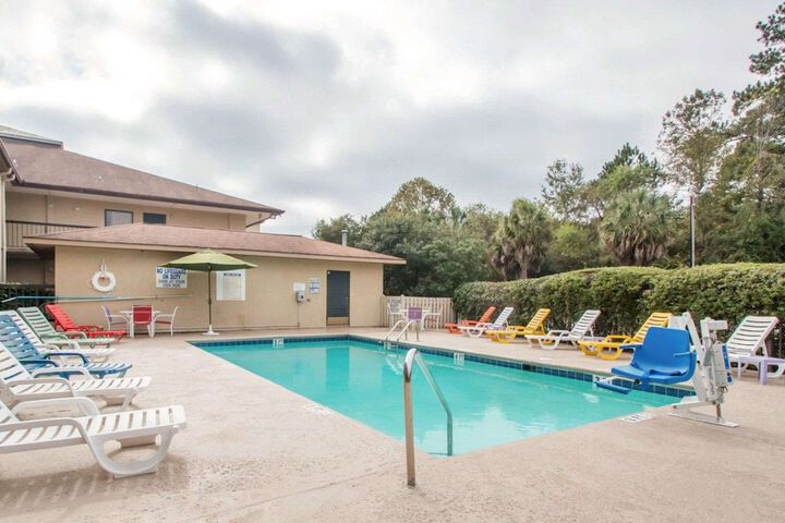 Quality Inn & Suites Ridgeland
