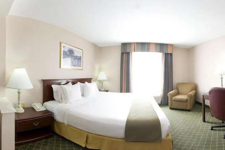 Room 8 of 21