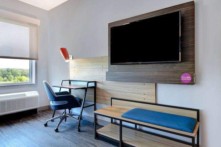Room 26 of 51