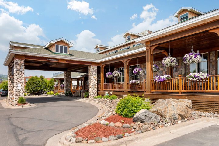 Lift Bridge Lodge an Ascend Collection Hotel