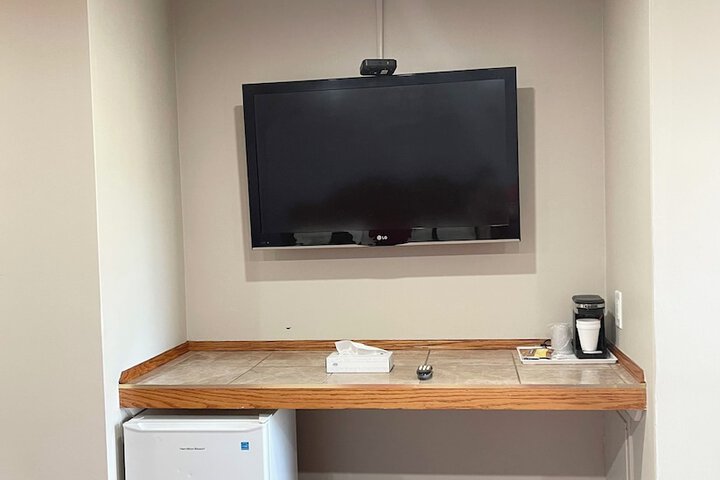 Room 16 of 41