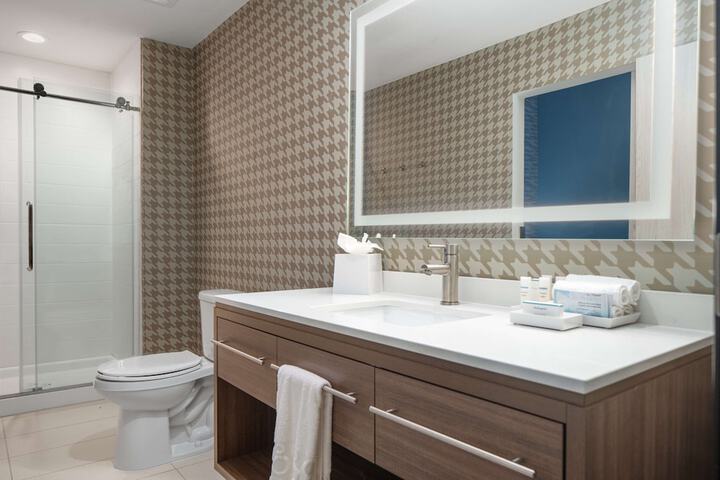 Home2 Suites by Hilton Rowlett Rockwall Marina