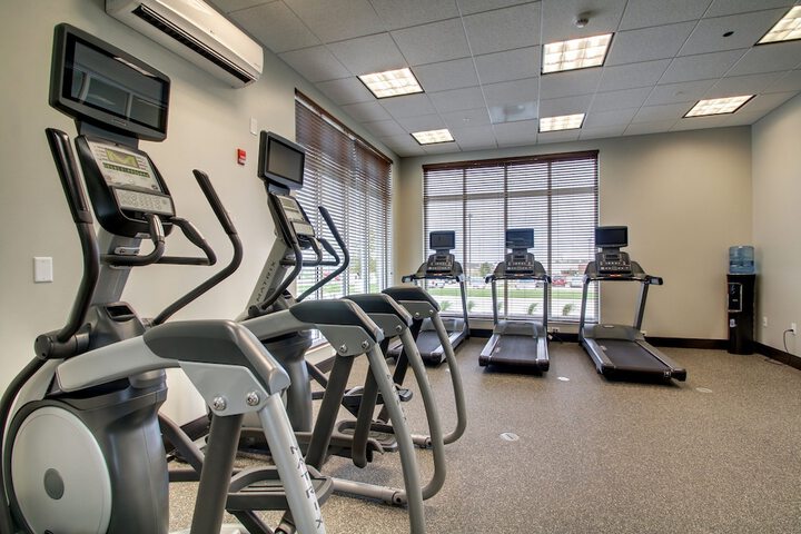 Holiday Inn & Suites Peoria at Grand Prairie by IHG